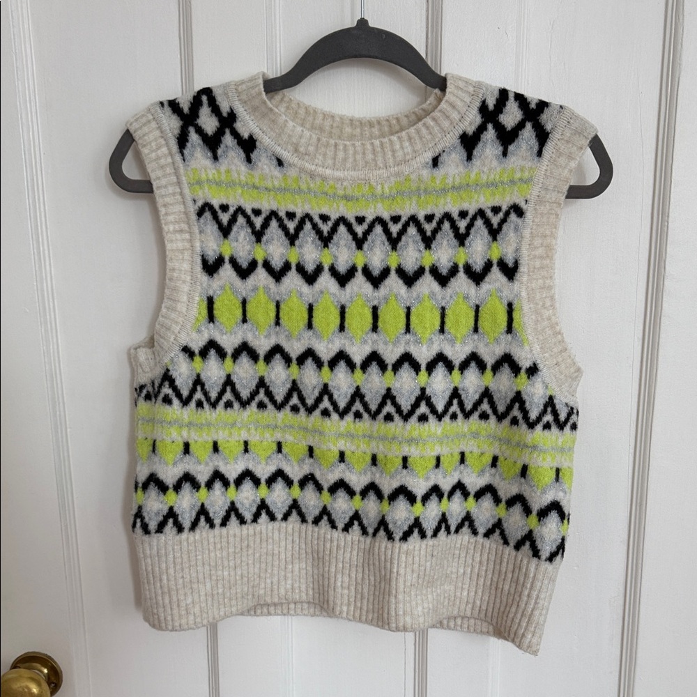 DKNY Geometric Sleeveless Sweater - Cream, Black, Yellow and silver